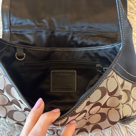 Coach Shoulder Bag - Picture 2 of 7